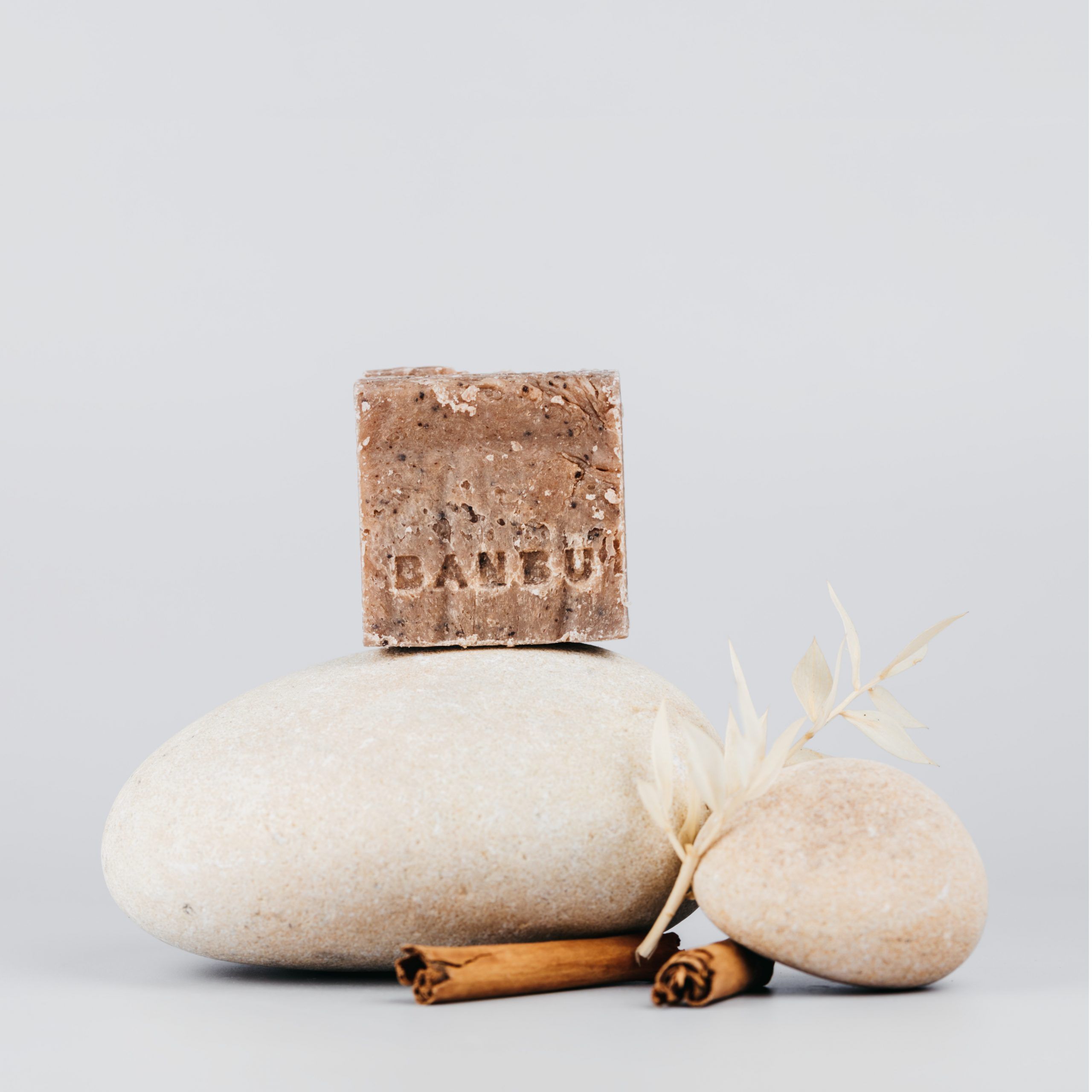 Jabón corporal exfoliante de Vainilla y Rosa Mosqueta - Imagen 2